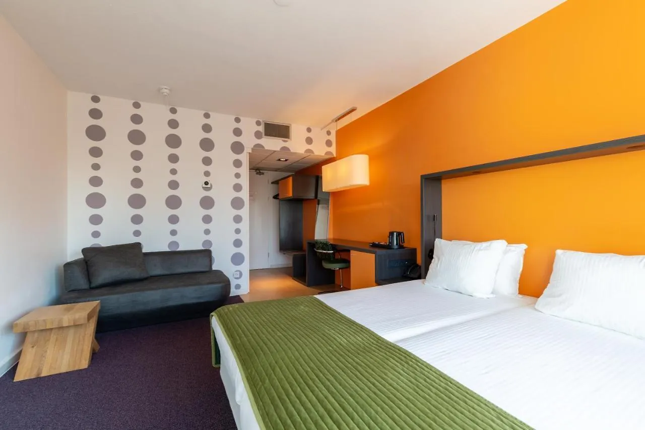 Amrath Airport Hotel Rotterdam 4*,
